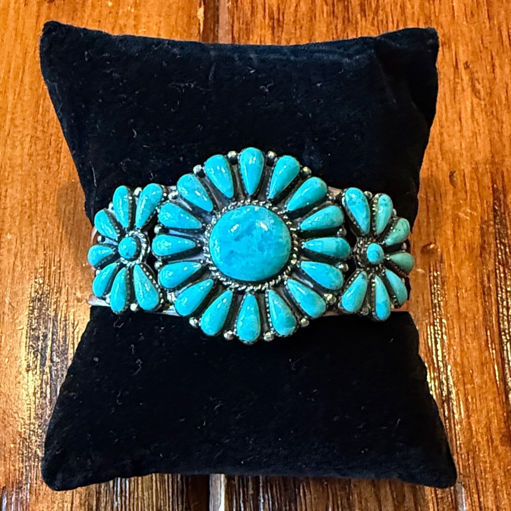 Turquoise network 925 silver Cluster turquoise colored stone Bracelet